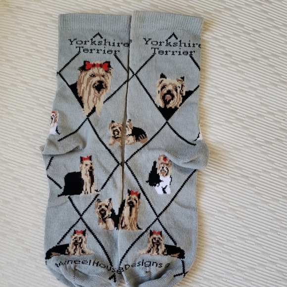 Host Pick * New YORKSHIRE TERRIER socks - Picture 4 of 5